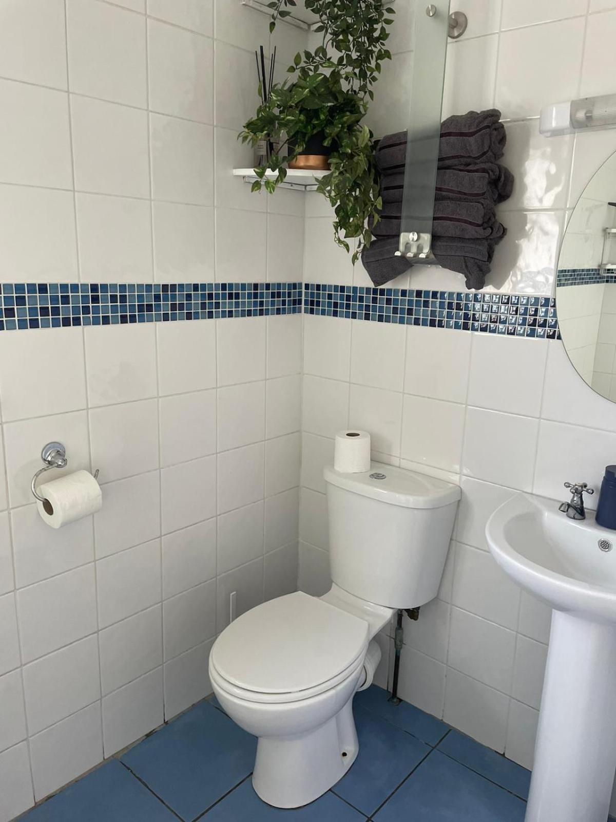Milltown Apartment Galway Extérieur photo